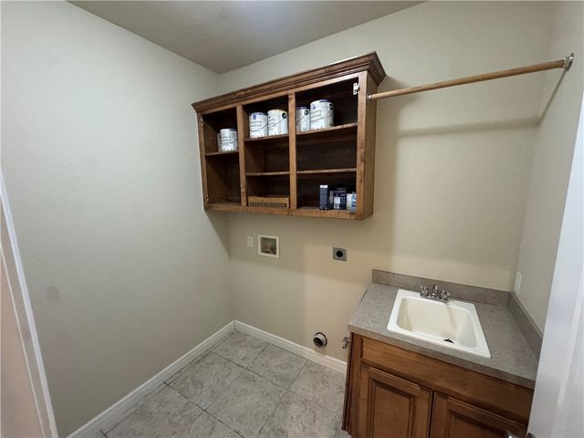 407 Lyndal Lane, Bentonville, AR 72712