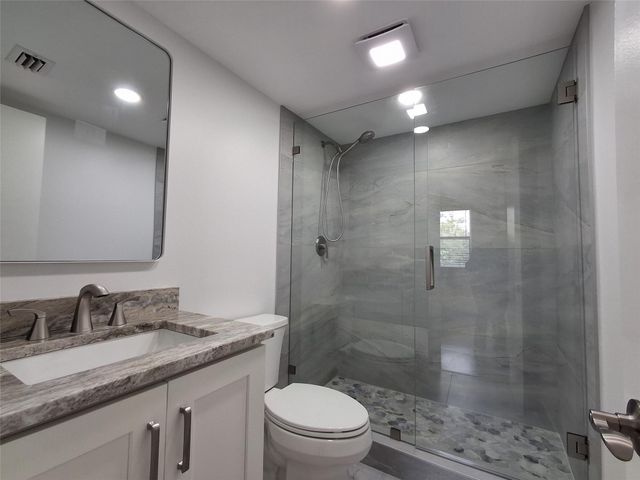 8763 Shadow Wood Boulevard 202, Coral Springs, FL 33071