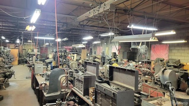 2650 Bayhan Street, Inkster, MI 48141