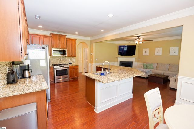 10 Sheldrake Place, Simpsonville, SC 29681