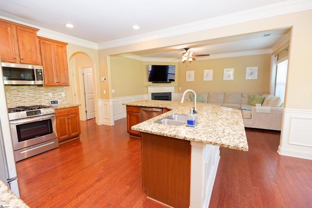 10 Sheldrake Place, Simpsonville, SC 29681