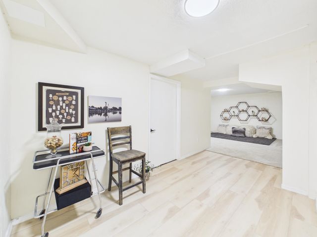 1863 S Chautauqua, Wichita, KS 67211