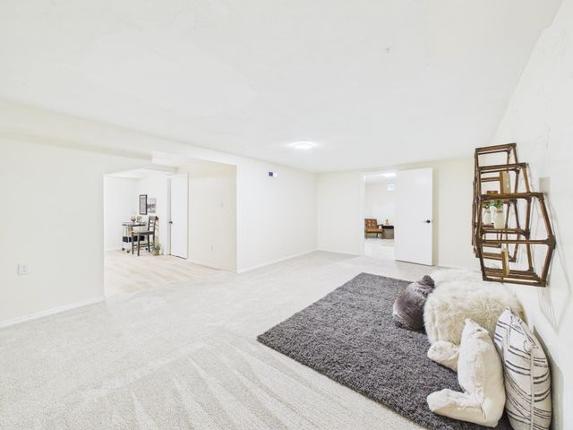 1863 S Chautauqua, Wichita, KS 67211