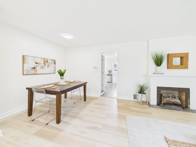 1863 S Chautauqua, Wichita, KS 67211