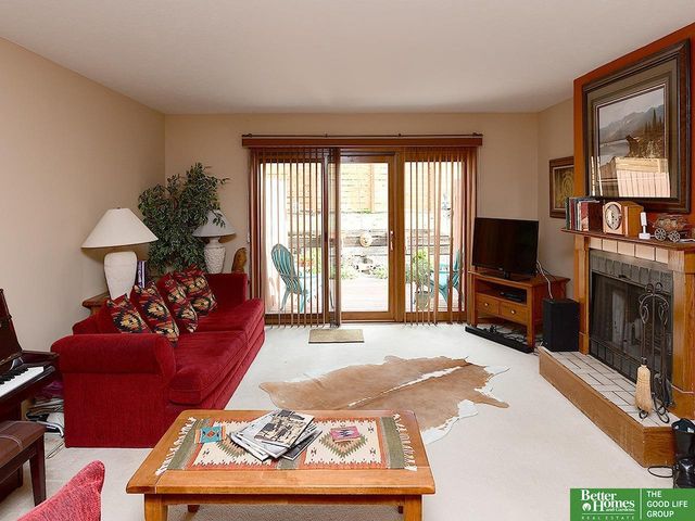 4752 Capitol Avenue, Omaha, NE 68132