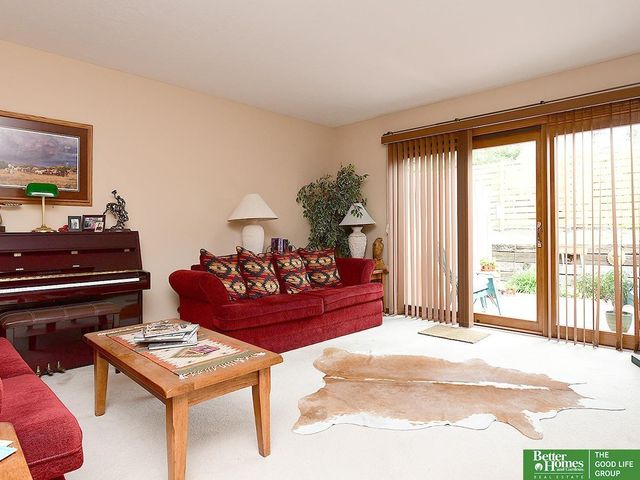 4752 Capitol Avenue, Omaha, NE 68132