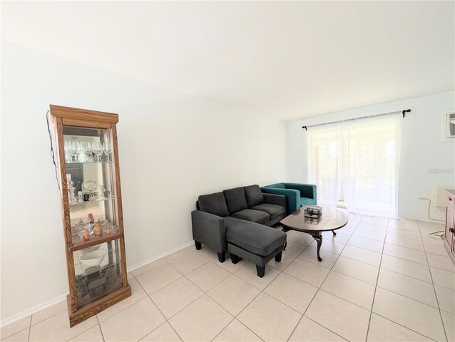 5872 EASY STREET L2, Bradenton, FL 34207