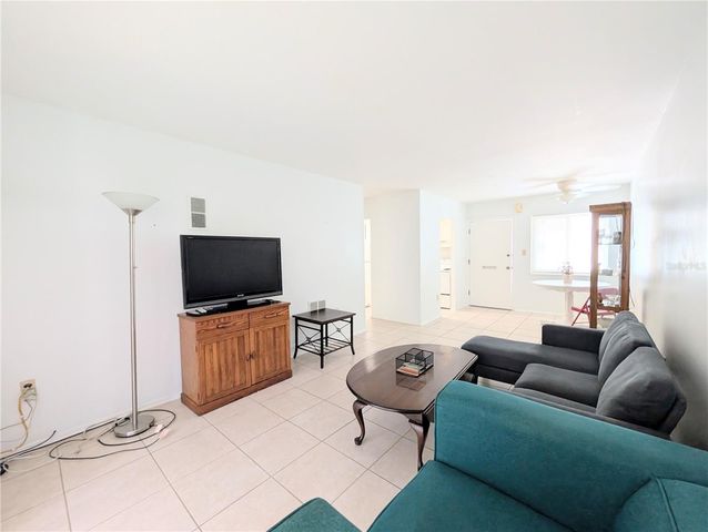 5872 EASY STREET L2, Bradenton, FL 34207