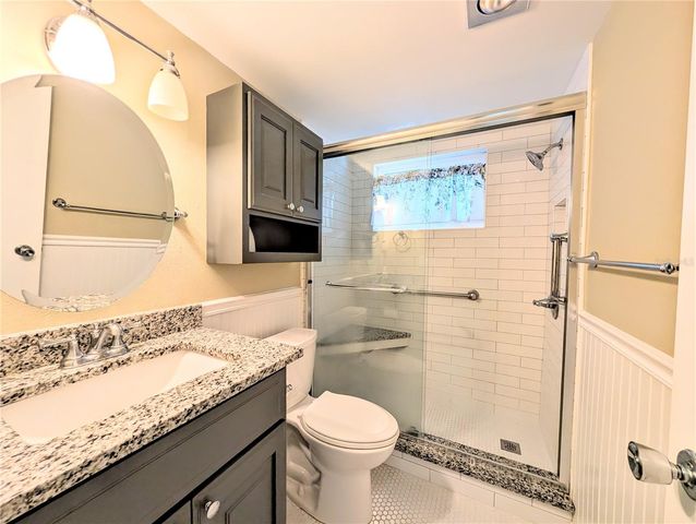 5872 EASY STREET L2, Bradenton, FL 34207