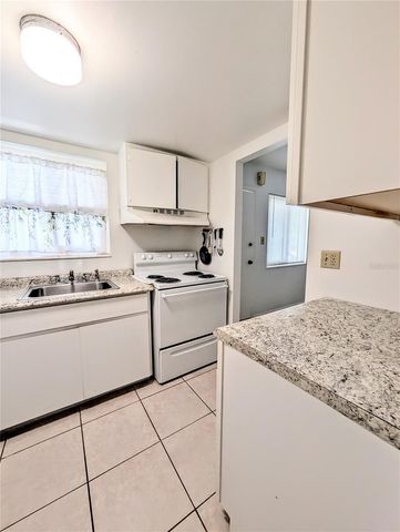 5872 EASY STREET L2, Bradenton, FL 34207