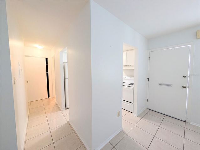 5872 EASY STREET L2, Bradenton, FL 34207