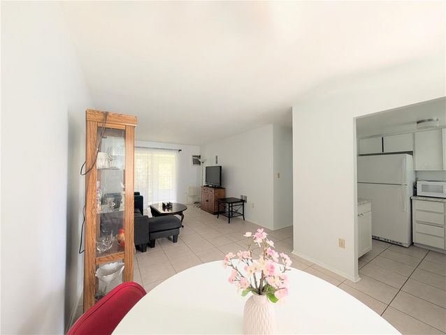 5872 EASY STREET L2, Bradenton, FL 34207