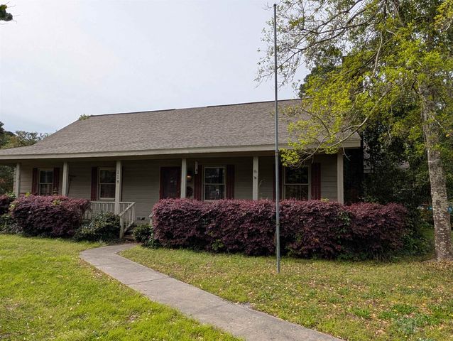 118 Erskine Dr., Conway, SC 29526