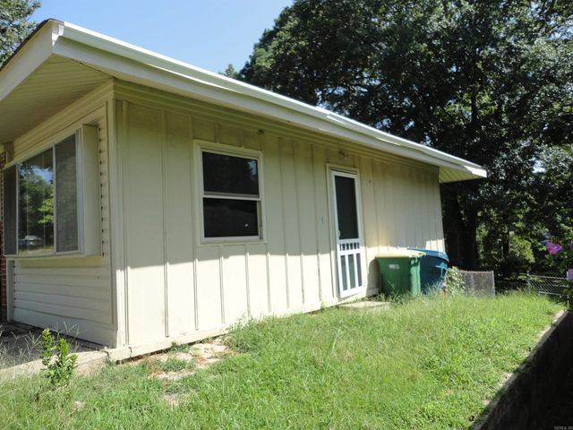66 Lakeshore Drive, Little Rock, AR 72204