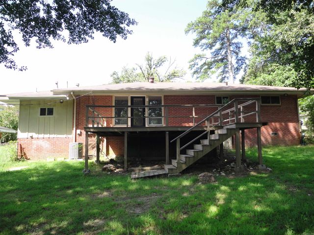 66 Lakeshore Drive, Little Rock, AR 72204