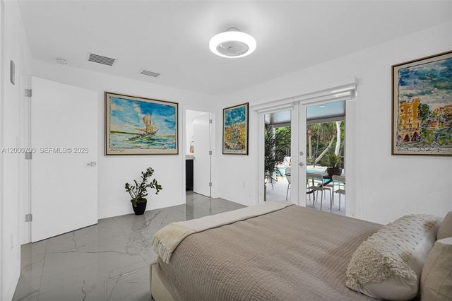 7142 SW 65th Ave, South Miami, FL 33143