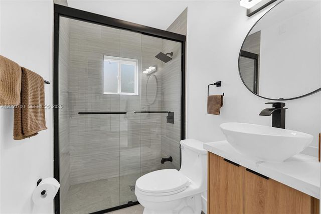 7142 SW 65th Ave, South Miami, FL 33143