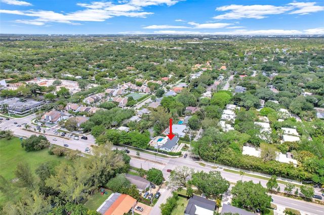 7142 SW 65th Ave, South Miami, FL 33143