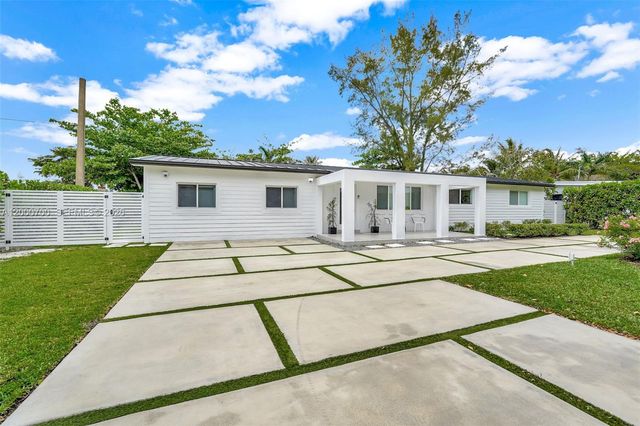 7142 SW 65th Ave, South Miami, FL 33143