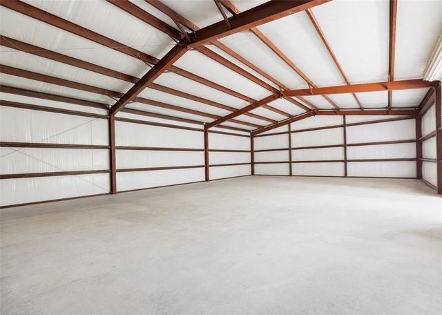 4074 Bucksnort Road, Franklin, TX 77856