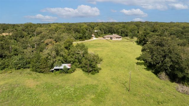 4074 Bucksnort Road, Franklin, TX 77856