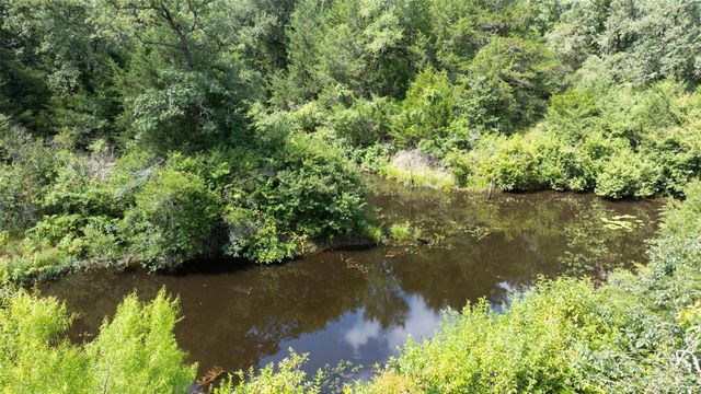 4074 Bucksnort Road, Franklin, TX 77856
