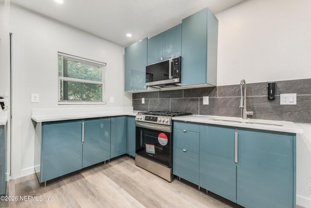 231 E 16TH Street 4, Jacksonville, FL 32206