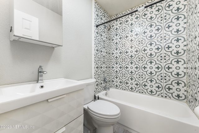 231 E 16TH Street 4, Jacksonville, FL 32206