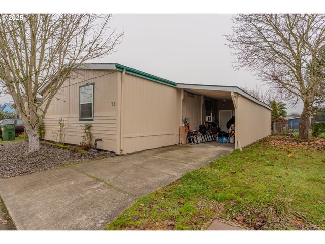 301 E COLUMBIA Dr 73, Newberg, OR 97132