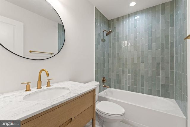 675 VAWTER CORNER RD, Louisa, VA 23093
