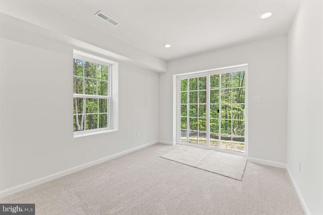 675 VAWTER CORNER RD, Louisa, VA 23093