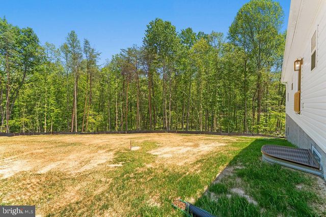 675 VAWTER CORNER RD, Louisa, VA 23093
