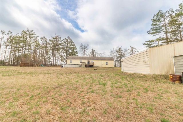 1468 MATROSE CARROLL RD, Michie, TN 38357