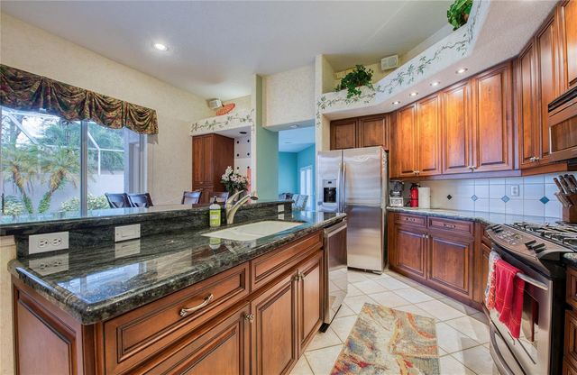 8736 54TH AVENUE E, Bradenton, FL 34211