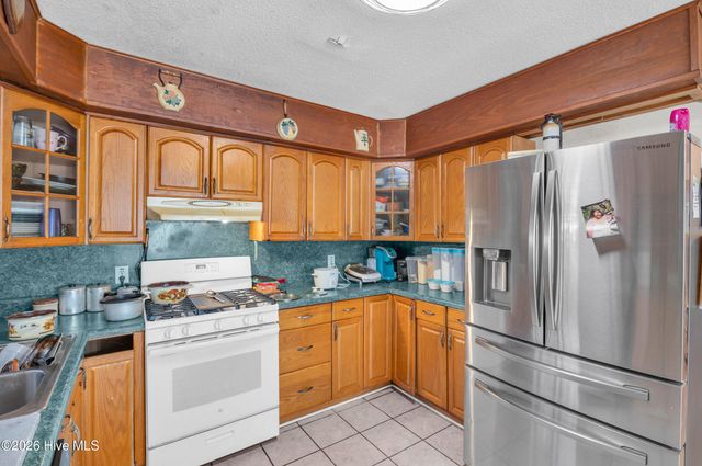 9225 Ocean Highway W, Calabash, NC 28467