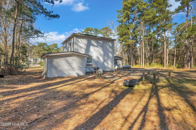9225 Ocean Highway W, Calabash, NC 28467