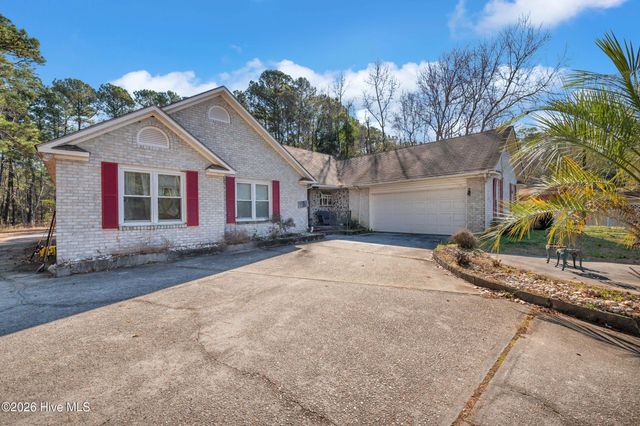 9225 Ocean Highway W, Calabash, NC 28467
