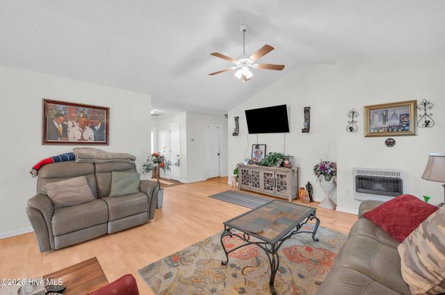 9225 Ocean Highway W, Calabash, NC 28467