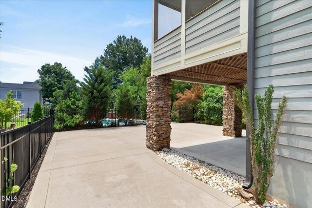 512 E Whitaker Mill Road, Raleigh, NC 27608
