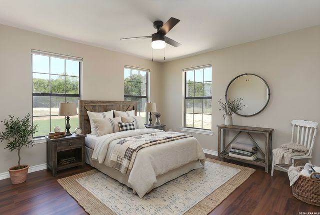 693 Snake, Pipe Creek, TX 78063