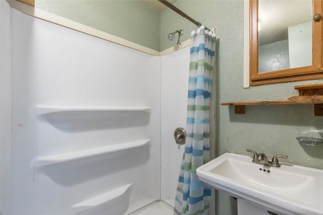 425 S 1st Street W, Clyde, TX 79510