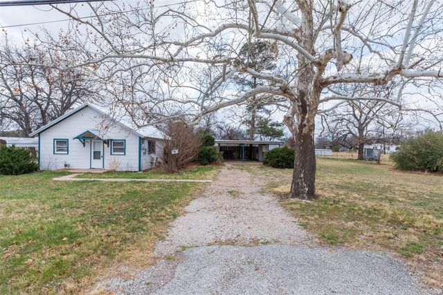 425 S 1st Street W, Clyde, TX 79510