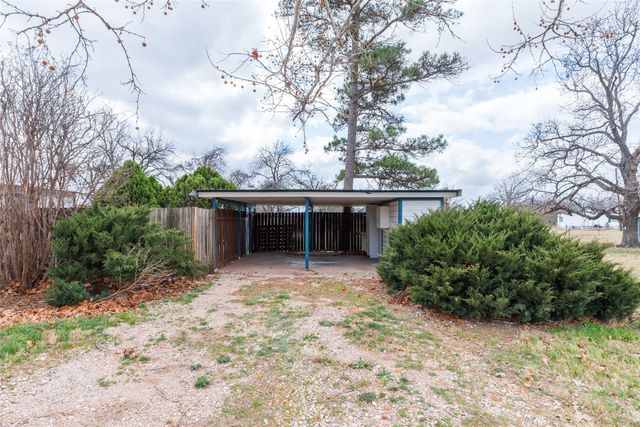 425 S 1st Street W, Clyde, TX 79510