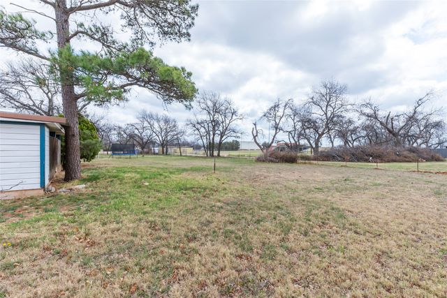 425 S 1st Street W, Clyde, TX 79510