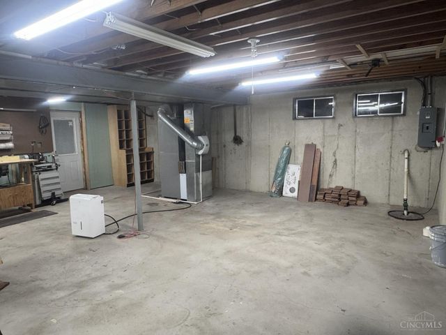 8295 Beckett Station Drive, West Chester, OH 45069