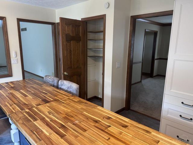 8295 Beckett Station Drive, West Chester, OH 45069