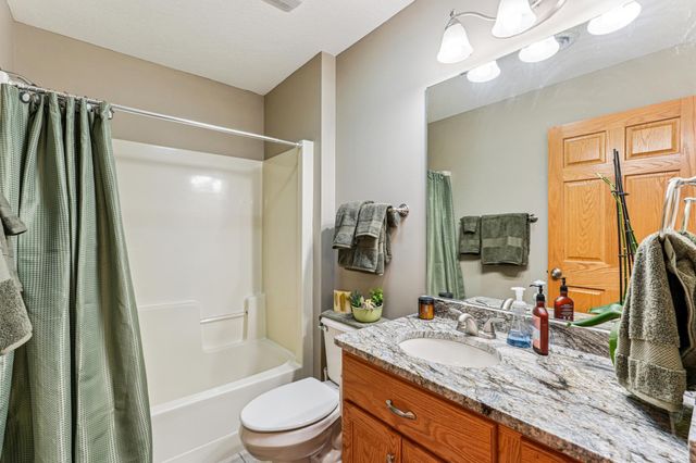 1419 Blue Jay Place, New Richmond, WI 54017