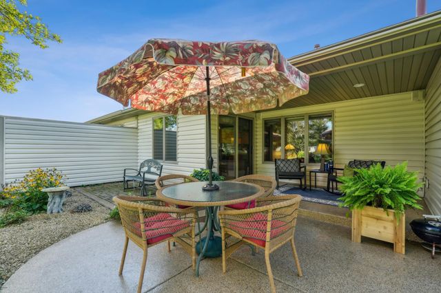 1419 Blue Jay Place, New Richmond, WI 54017