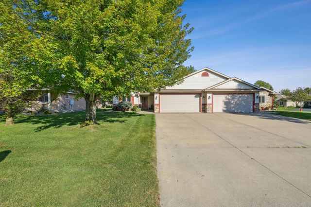 1419 Blue Jay Place, New Richmond, WI 54017