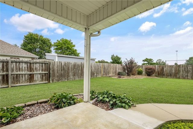 2320 Barnes Circle, Pea Ridge, AR 72751